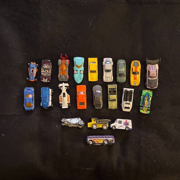 Vintage 21 Collectable Matchbox/Mattel Toy Cars* - Picture 6 of 6